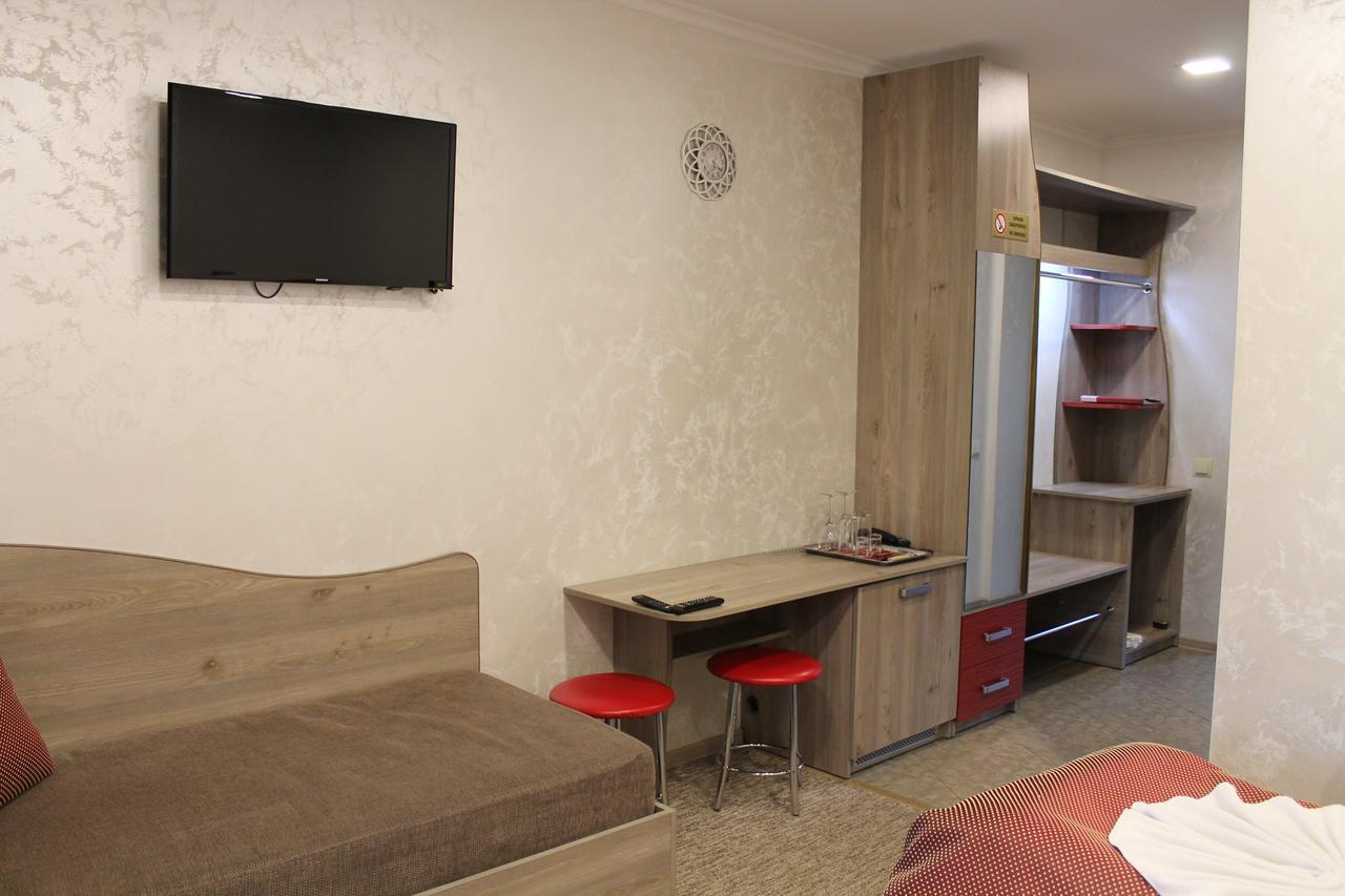 Dikii Med Hotel Geletintsy Luaran gambar