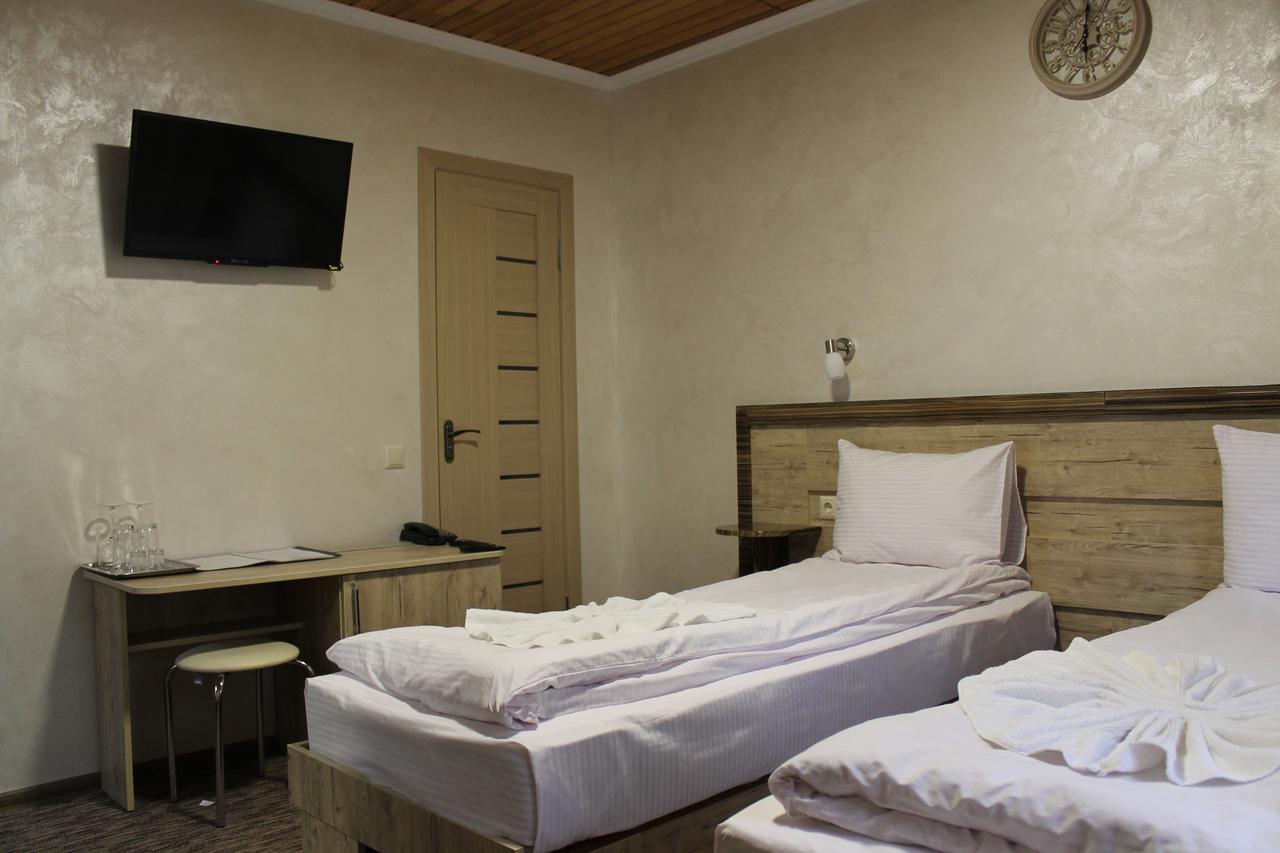 Dikii Med Hotel Geletintsy Luaran gambar
